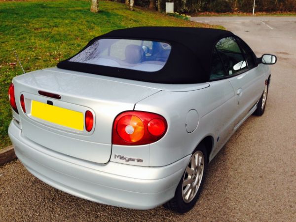 Show details for Megane Hood (H851) Picture of Megane Hood (H851)