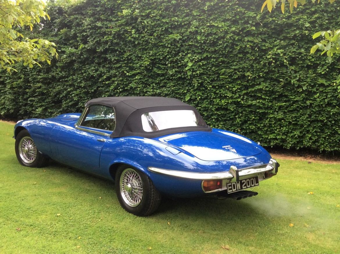 Picture of E-type S3 V12 Hood (H408)